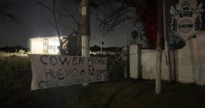 "Huevo o plomo": el amenazante mensaje que apareció en Estancia Chica tras la eliminación de Gimnasia en Copa Argentina