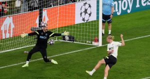 El Manchester City despidió a su tercer arquero: 108 minutos en seis años y 11 títulos