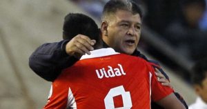 Los palos del Bichi Borghi para Arturo Vidal:  "A los 37 años uno debería haber aprendido de las cosas"