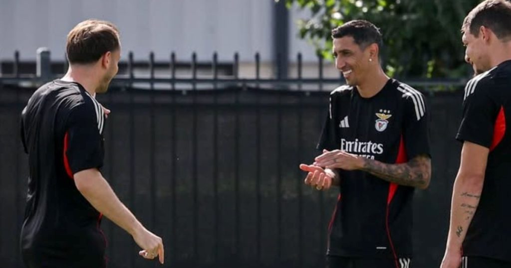 Cuando Di María iba a jugar en Boca y un viejo conocido le recomendó otra cosa