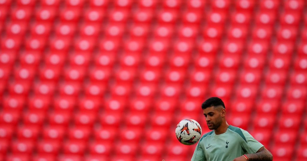 Simeone quiere al Cuti Romero: Atlético avanza por el campeón del mundo