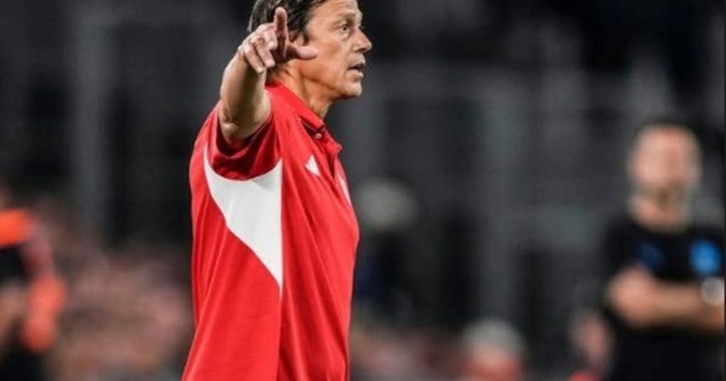 El extraño inconveniente que tendrá Almeyda en su debut oficial con el Sevilla