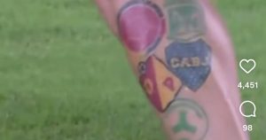 Lo lleva en la piel: el particular tatuaje que un ex Boca lució en los octavos de la Libertadores