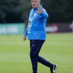 Alfaro citó a 7 jugadores del fútbol argentino