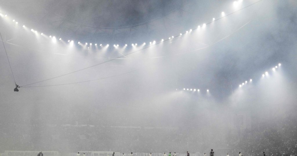Por qué se suspendió el clásico entre Olympique de Marsella y París Saint Germain en la Ligue 1