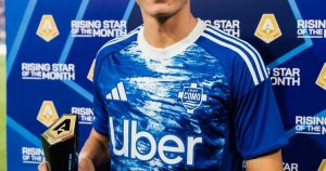 Nico Paz, el jugador joven del mes en la Serie A