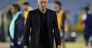 Alianza Lima espera a la Universidad de Chile con una dura sanción a su técnico, Pipo Gorosito