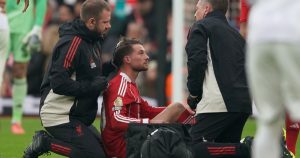 Las consecuencias del golpe que sufrió Alexis Mac Allister y qué dijo del DT del Liverpool