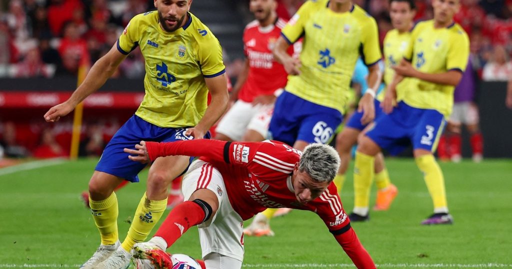 Prestianni, de la final del Mundial Sub 20 a romperla en la goleada del Benfica