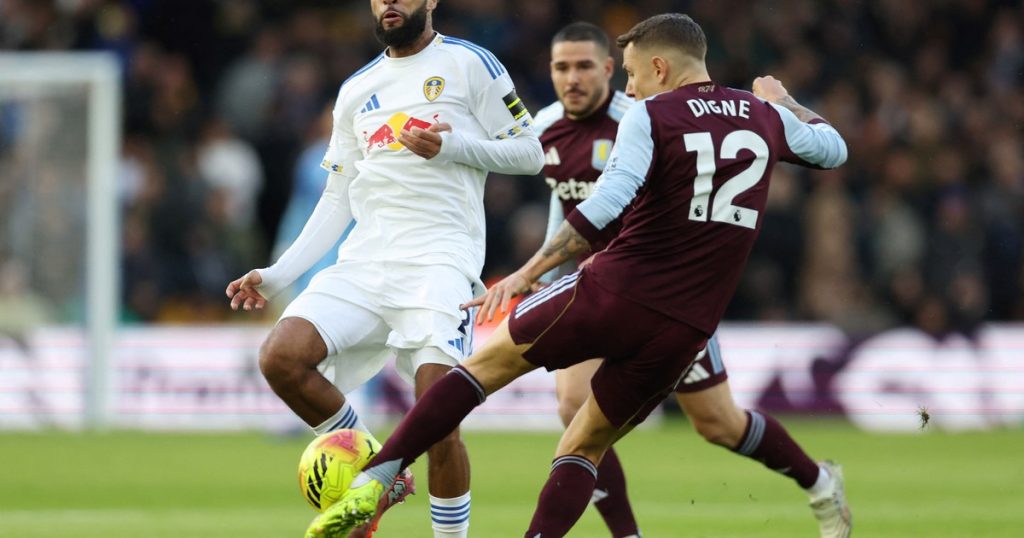 Por una mala salida del Dibu, Aston Villa cae ante el Leeds United