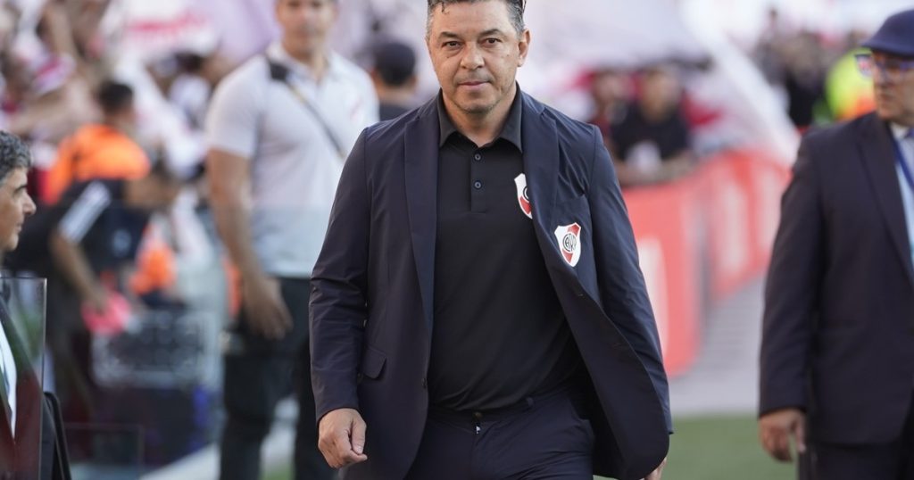 El número especial y redondo que alcanzará Gallardo en el superclásico