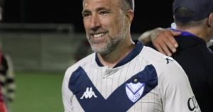 Con goleada y un partidazo de Pavone, Vélez se consagró campeón de la Liga Senior +35