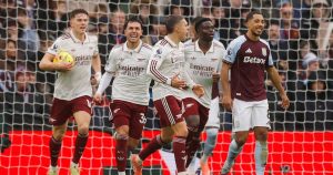 Lo empató Trossard: el Aston Villa del Dibu Martínez iguala 1-1 contra el Arsenal