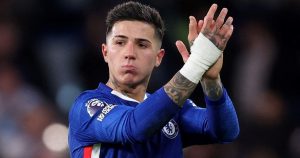 Con Enzo Fernández desde el arranque, el Chelsea recibe al Everton