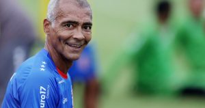 El volante de Flamengo al que Romario sugirió para Brasil "por error"