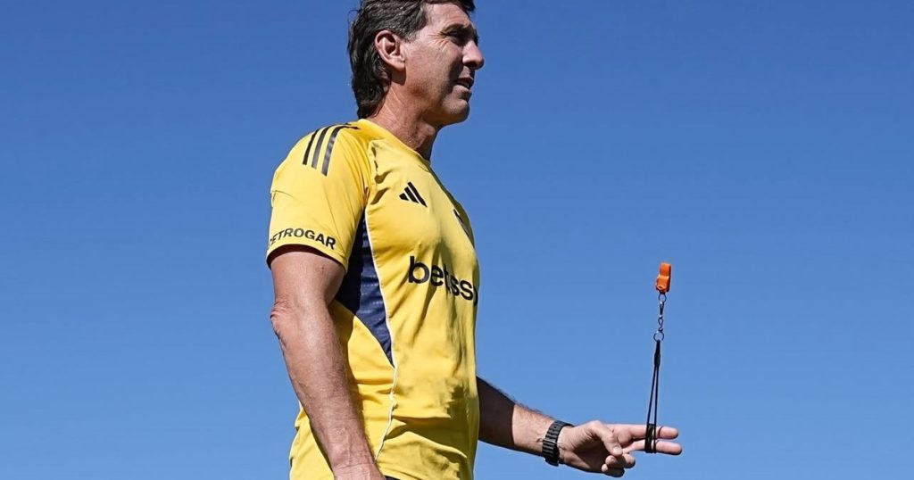 Las claves del debut de Boca en el Apertura, con Riestra en el camino