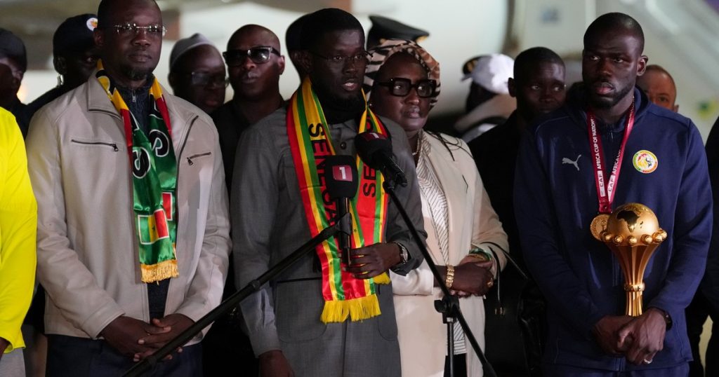 El presidente de Senegal anunció los millonarios regalos que recibieron los jugadores que ganaron la Copa Africana