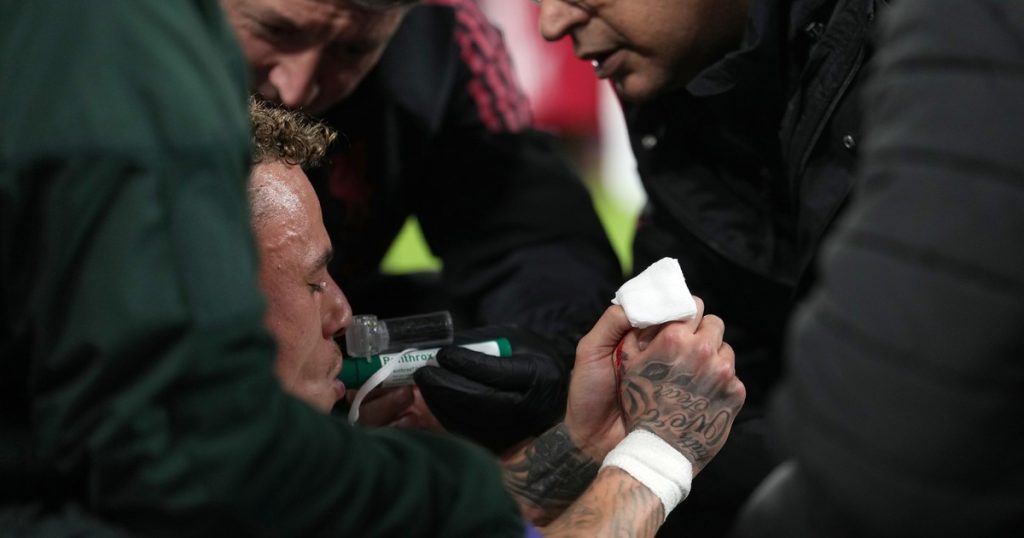 El jugador que casi pierde un dedo en la Champions, habló por primera vez de la escalofriante lesión: "No recuerdo qué pasó"