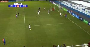 Insólito penal en Brasil: cobraron penal a un arquero por tocar la pelota con la mano