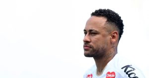 Se caen las chances: Neymar no fue convocado en Santos y queda cada vez más lejos del Mundial