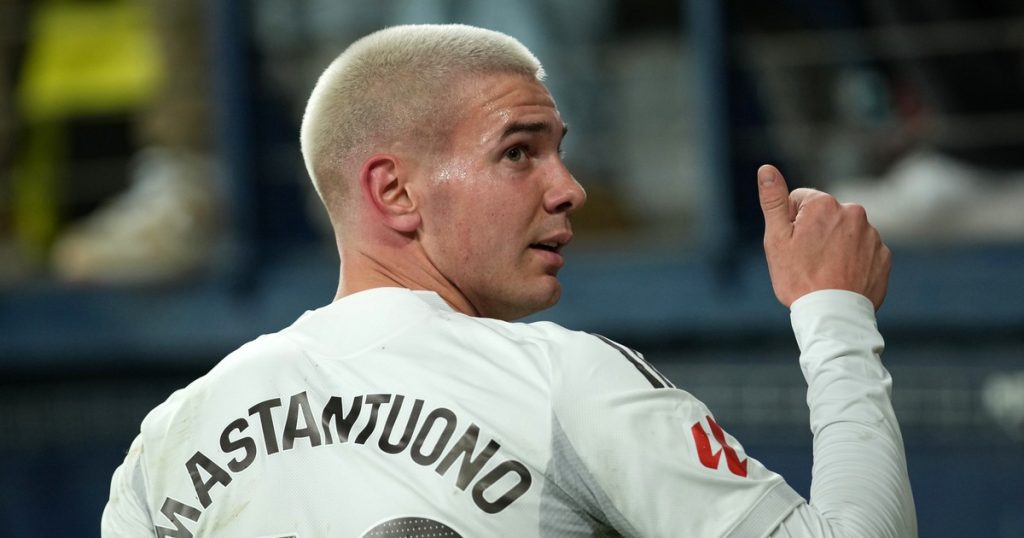 Mastantuono regresó a la lista de convocados del Real Madrid