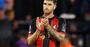 El jugador argentino que queda libre en la Premier League y reaviva los mercados europeos