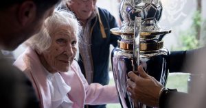 Duelo en Platense: murió la "abuela Calamar"