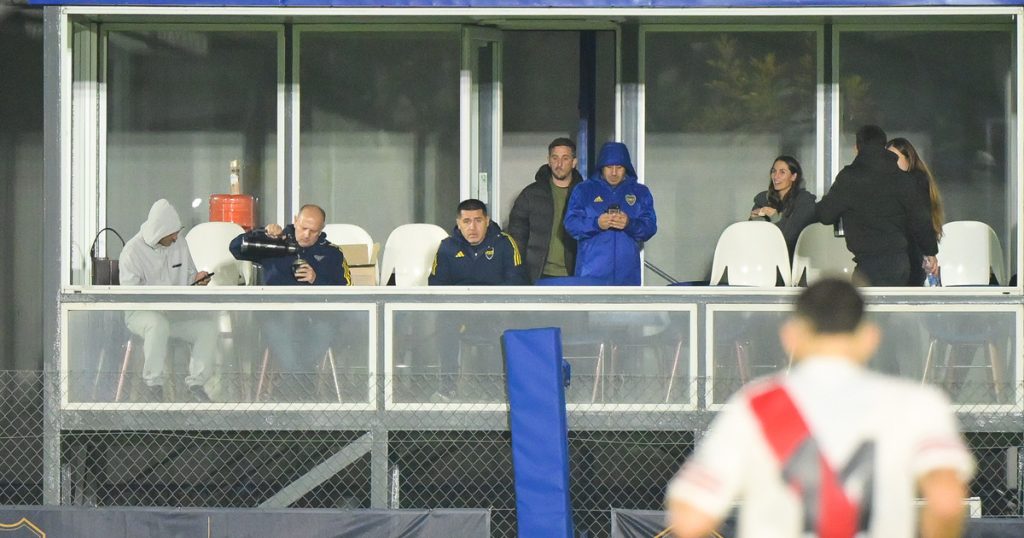 Cómo vivió Riquelme otra victoria superclásica con un nuevo festejo del Topo Gigio