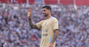 Alivio en la Selección Argentina: Cuti Romero sufrió una lesión en el ligamento colateral de la rodilla, pero llega al Mundial 2026