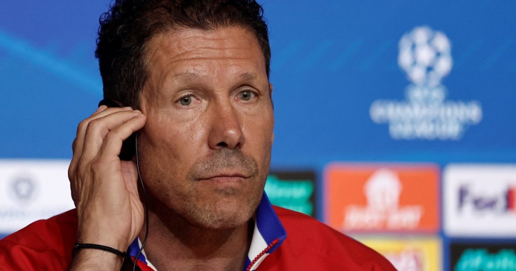 Diego Simeone: "Es normal que a un jugador extraordinario como Julián Álvarez lo quieran Arsenal, PSG y Barcelona"