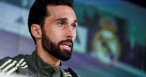 El like de Mbappé a Mourinho y la respuesta viral de Arbeloa que involucra a ¡Julia Roberts!