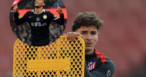La alternativa "barata" que maneja Barcelona por si no puede comprar a Julián Álvarez