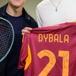 La raqueta n°1 de la Argentina visitó a Dybala en Roma