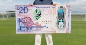 De una chilena histórica a los billetes: el increíble homenaje a McTominay en Escocia