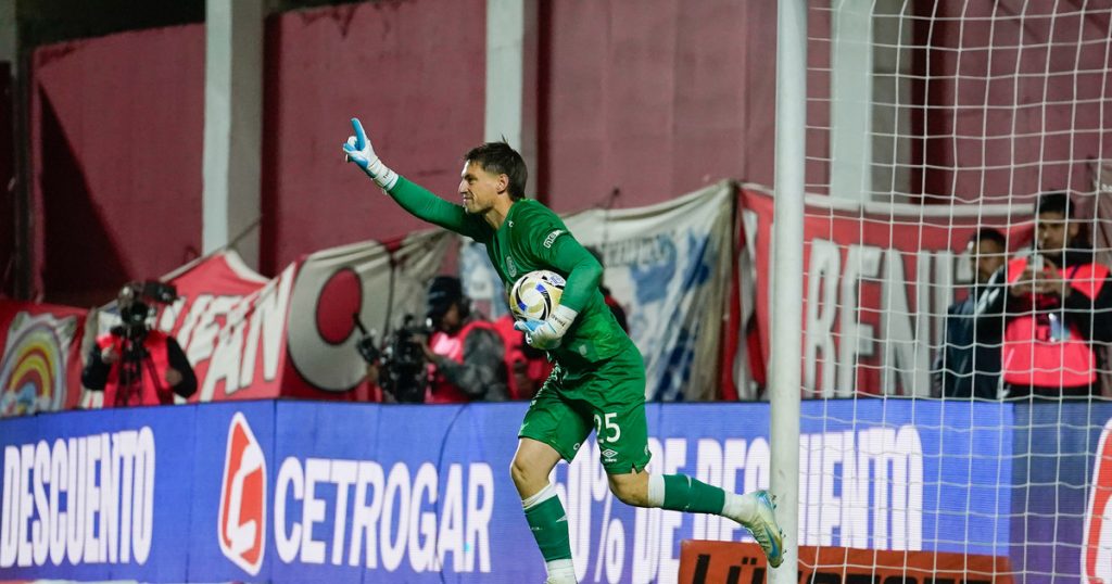 Un héroe sin muchos reflectores: Cardozo y su gran aparición