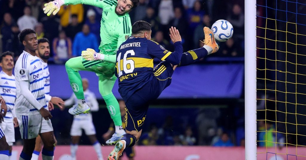El posteo de batalla de Merentiel que refleja la bronca de Boca: "Solos contra todos"