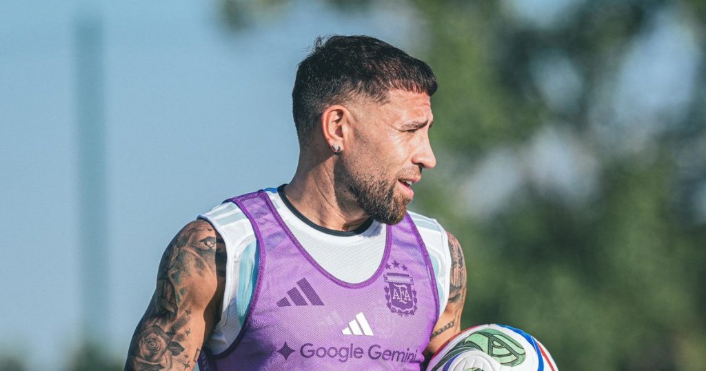 Otamendi con Olé: "Mi último Mundial lo estoy viviendo como se debe"