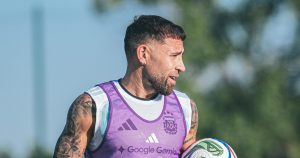 Otamendi con Olé: "Mi último Mundial lo estoy viviendo como se debe"