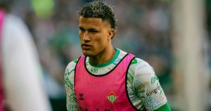 Deossa, el nuevo apuntado en el mercado de River: la postura de Betis que genera expectativa