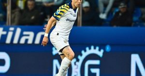 El volante central que quedó libre del Parma y tiene a Racing atrás