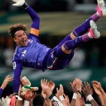 El viejito que faltaba: Memo Ochoa alcanzó a Messi y Cristiano con seis Mundiales y se despidió de la selección mexicana