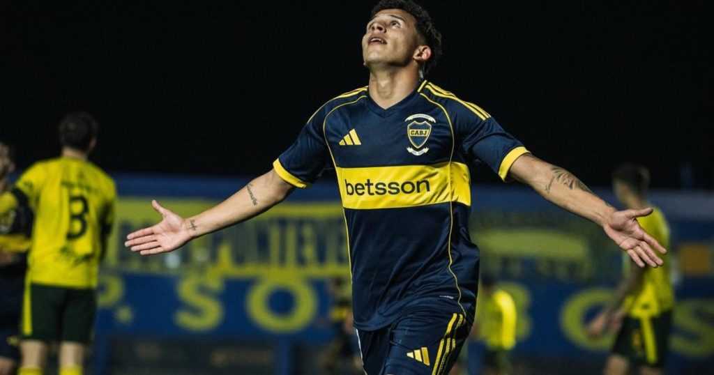 Otro doblete del 9 de la Reserva que los hinchas de Boca ya piden en Primera