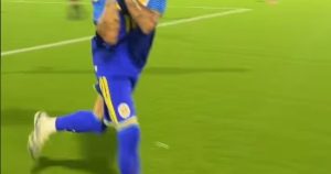 Llegaron en un micro escolar, golearon y se fueron al Mundial