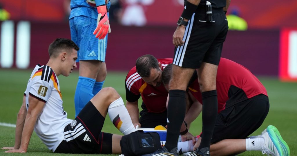 Alemania confirmó la baja de un titular que se pierde lo que queda del Mundial: lesión ligamentaria y varios meses afuera