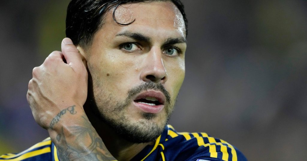 Paredes no juega en Boca: cuándo había sido su última vez sin concentrar