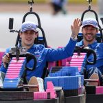 La divertida carrera de autos en la previa del GP de Silverstone: se quedaron Colapinto y Cía. y ganó Alonso, con trampa