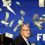 Blatter criticó la relación entre Gianni Infantino y Trump: “Nadie tiene derecho a vender nuestro deporte”