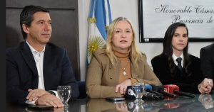 Francia declaró "persona no grata" a la vicegobernadora de Mendoza por dichos racistas