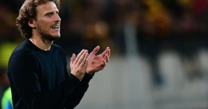 La AUF presentó oficialmente a Forlán como entrenador de la selección de Uruguay