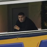 Un ex jugador de Boca reveló qué les dijo Riquelme cuando bajó al plantel del micro